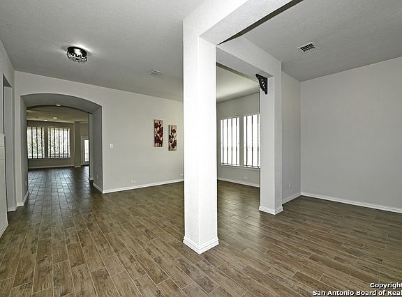 5th image of 2066 CULLUM PARK