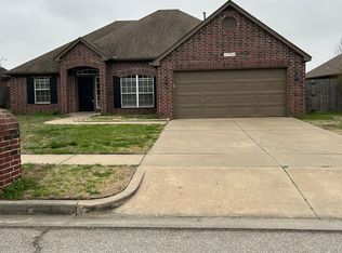 10754 E 121st St N, Collinsville, OK 74021