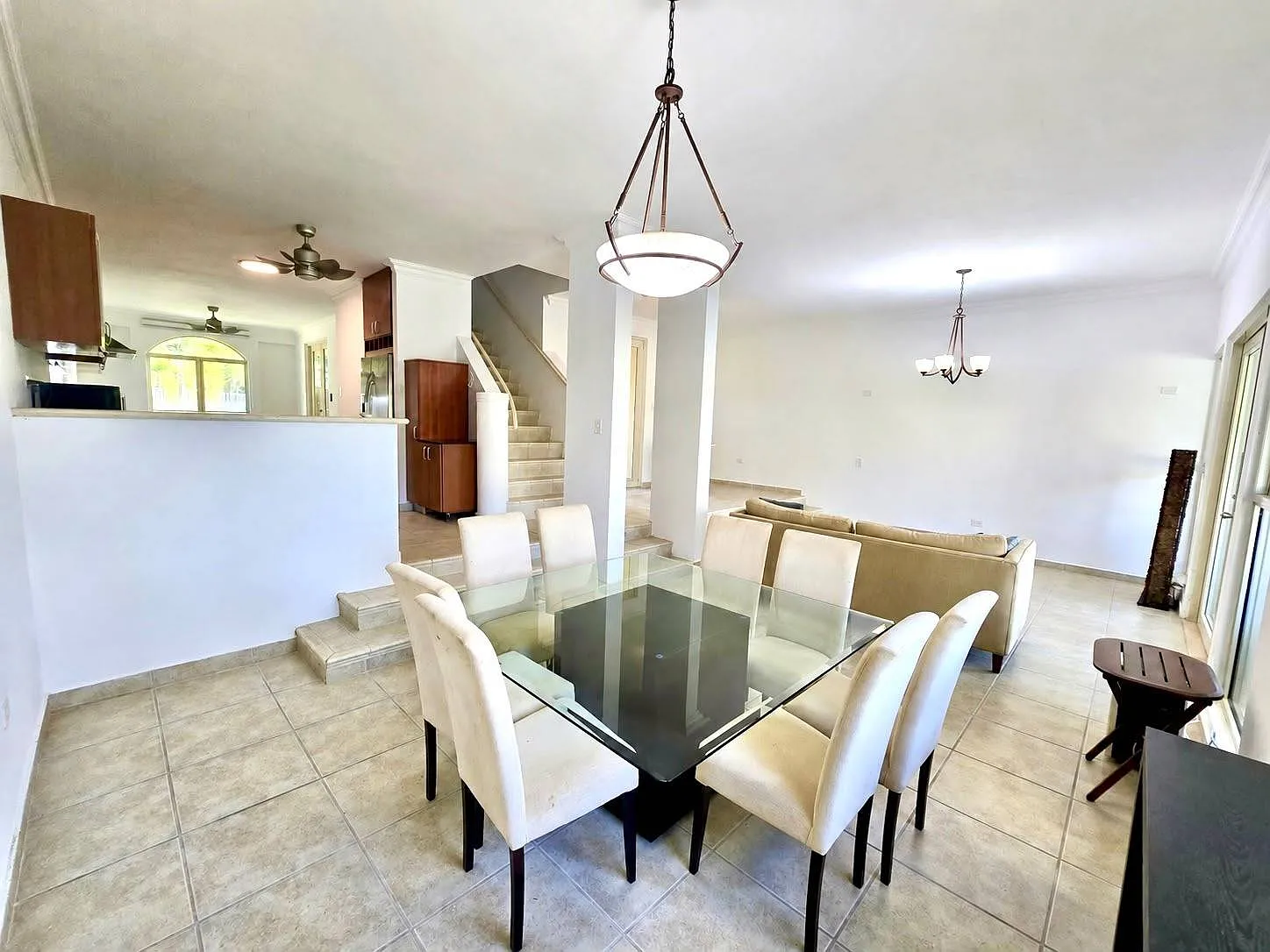3 bed, 3.5 bath, $3,500 — Photo 4