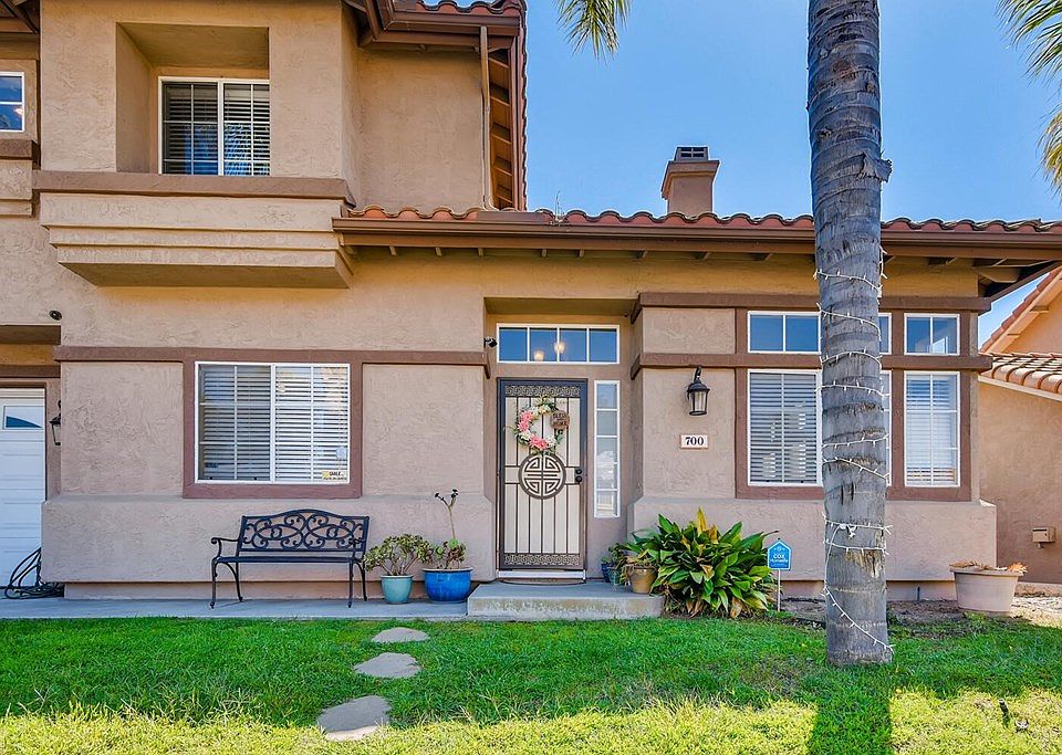 1st image of 700 Marbella Cir