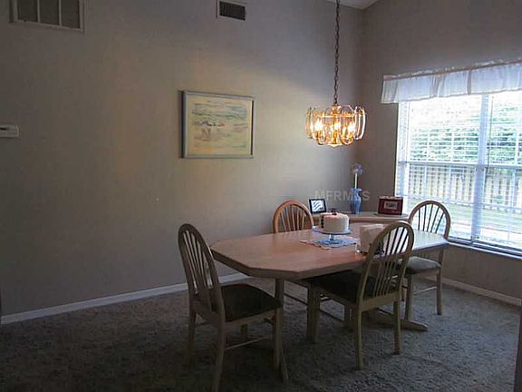 4th image of 4216 Castlewood Dr