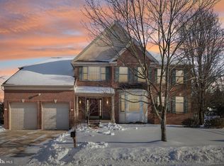 2 Kyle Ct, Mount Laurel, NJ 08054