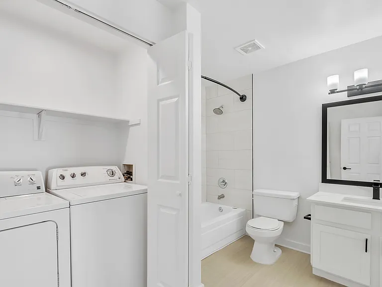 Residences at Bear Creek — Photo 7