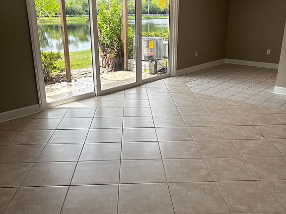 4th image of 706 115th Ave N APT 2403