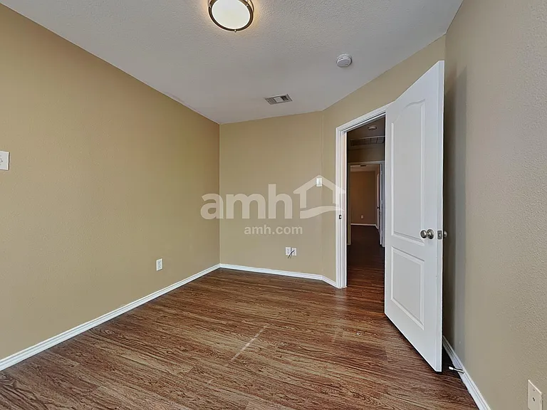 1313 Gray Dawn Dr — Photo 15