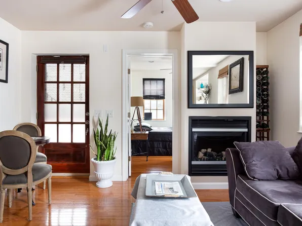 19 Sherman St APT 2B, Newport, RI 02840