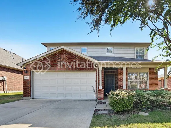 15824 Coyote Hill Dr, Fort Worth, TX 76177