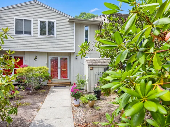 300 Buck Island Road APT 14C, West Yarmouth, MA 02673