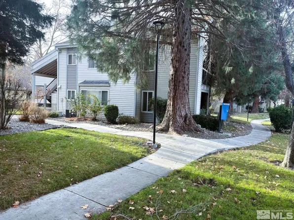 2357 Roundhouse Rd, Sparks, NV 89431