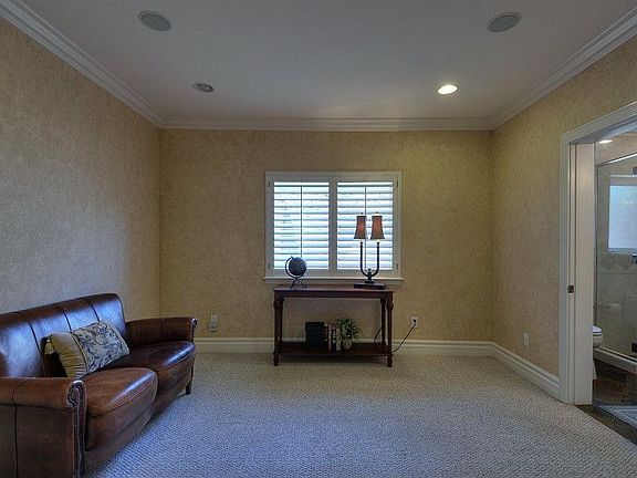 5th image of 1432 Richards Ave