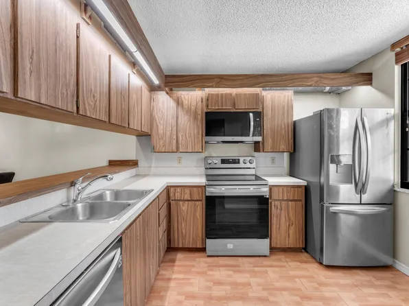 3540 Whitehall Drive #203, West Palm Beach, FL 33401