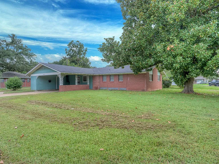 2829 Doles Pl — Photo 3