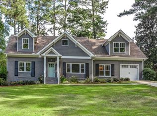 2116 Woodmoor Ln, Decatur, GA 30033