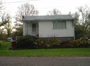 28 Spring St, Chauncey, OH 45719