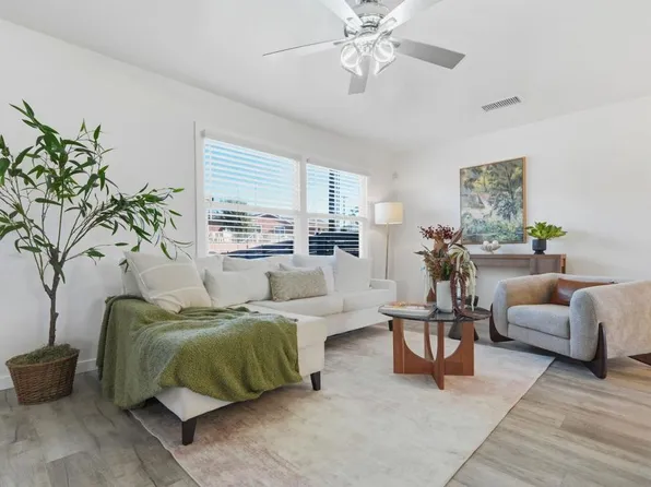 8812 Noeline Ave, Spring Valley, CA 91977