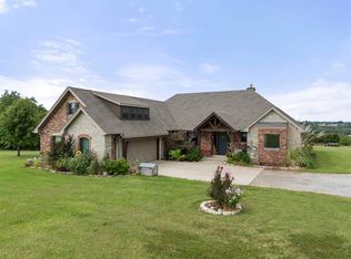 3820 N La Cann Rd, Ponca City, OK 74604