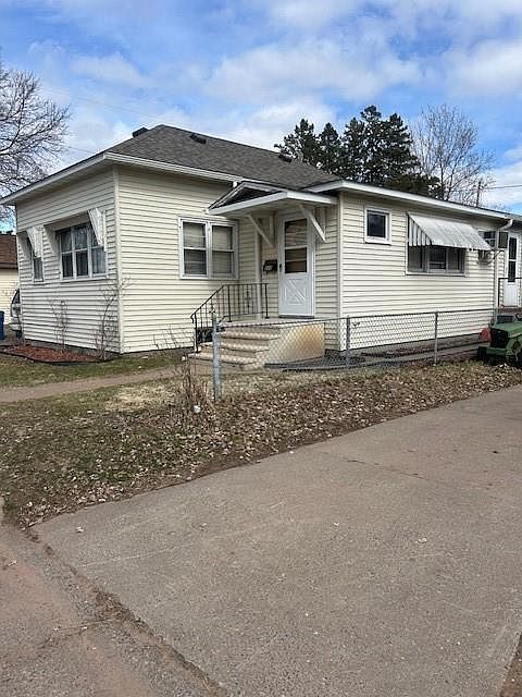 1st image of 210 High Street