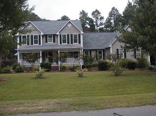 11420 Fairway Dr, Laurinburg, NC 28352