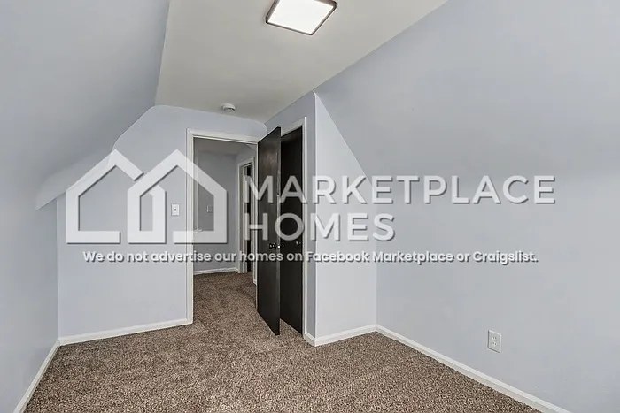 18431 Teppert St — Photo 21