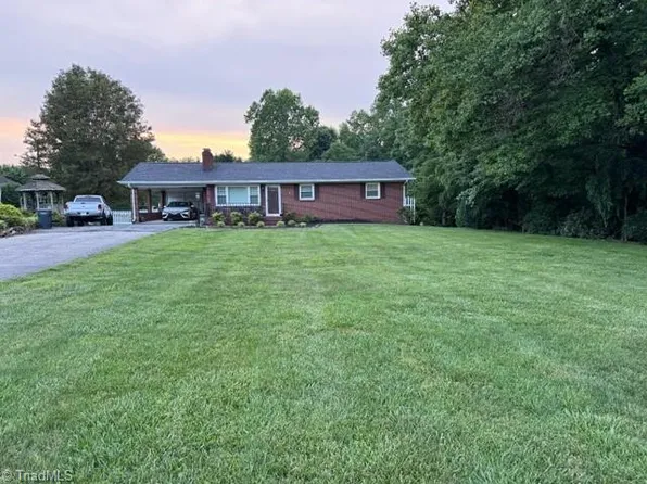 6390 Providence Church Rd, Winston Salem, NC 27105