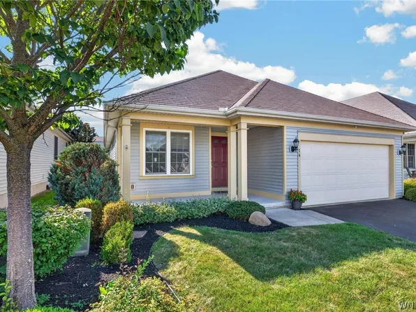 14 Allie Ln, Hamburg, NY 14075