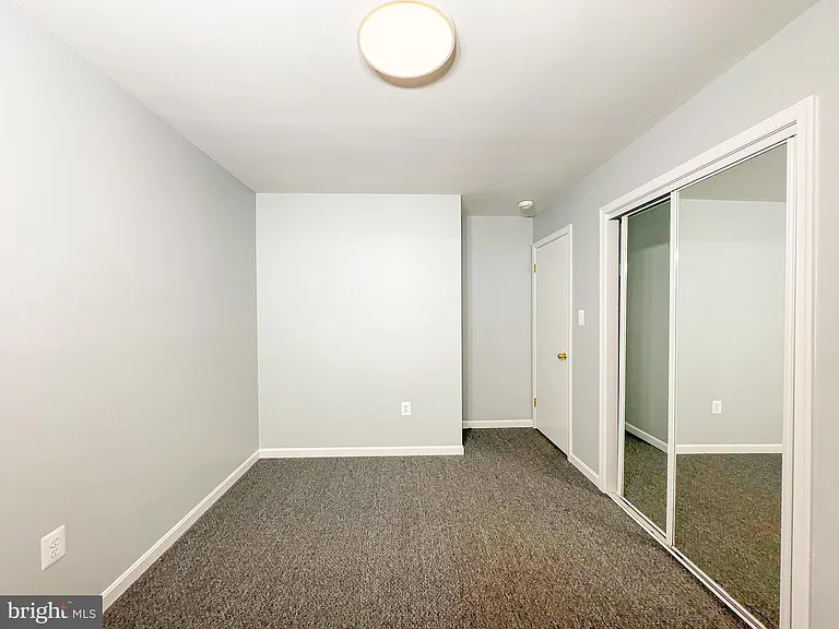 9206 Lorelei Ct — Photo 30