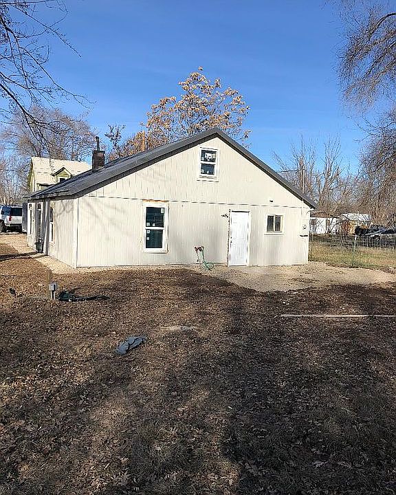 2nd image of 730 River St