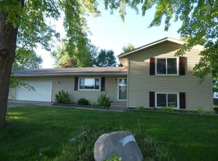 604 Ash Ave NE, Saint Michael, MN 55376