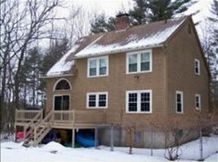 28 Berry Rd, Derry, NH 03038