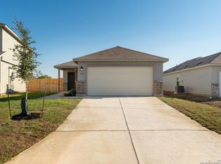 1645 Amie Blf, San Antonio, TX 78221