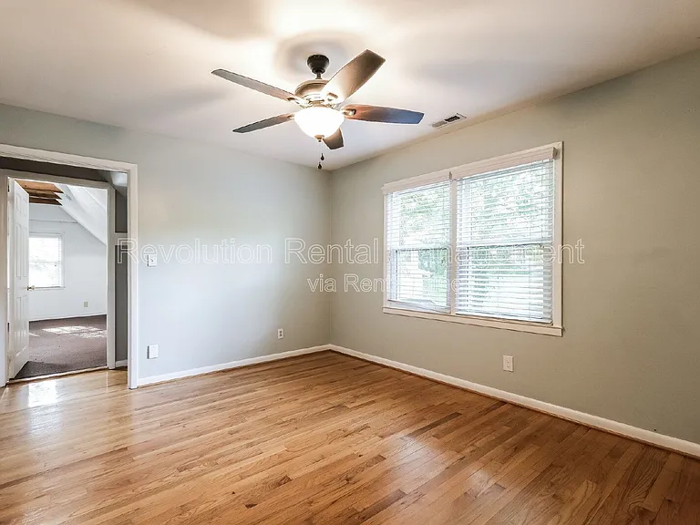 3288 Regalwoods Dr — Photo 13