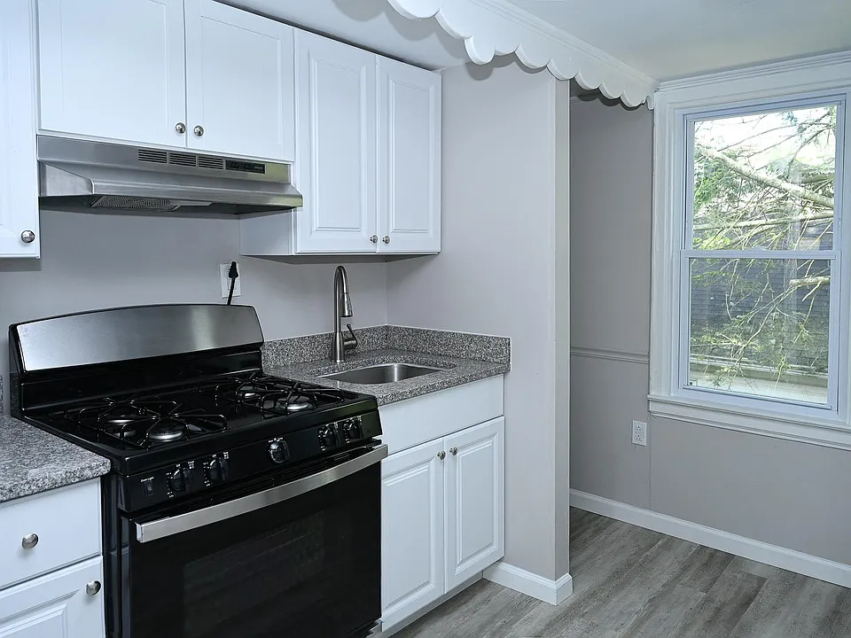 2337 Sheffield Rd #2