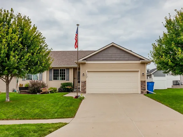 1302 N 6th St, Indianola, IA 50125