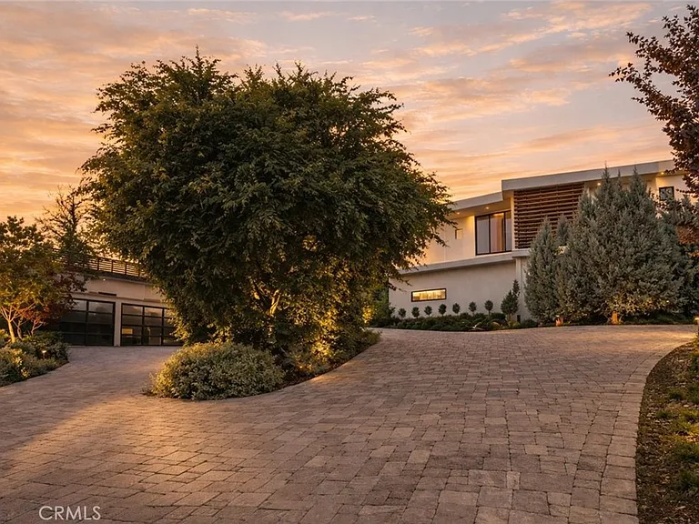 19333 Rosita St — Photo 6