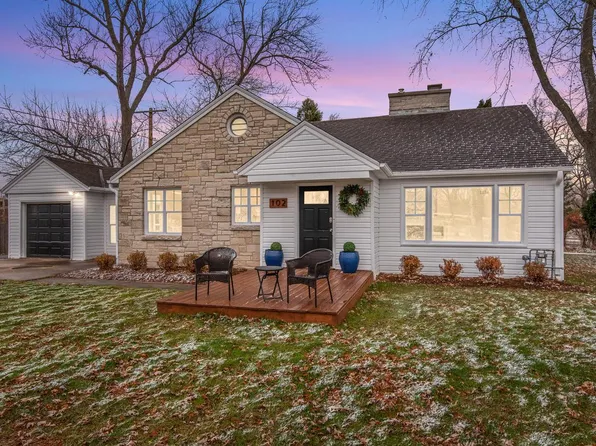 102 West Calumet ROAD, Fox Point, WI 53217