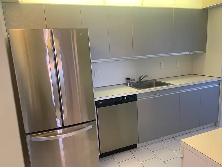 2301 S Ocean Dr — Photo 5