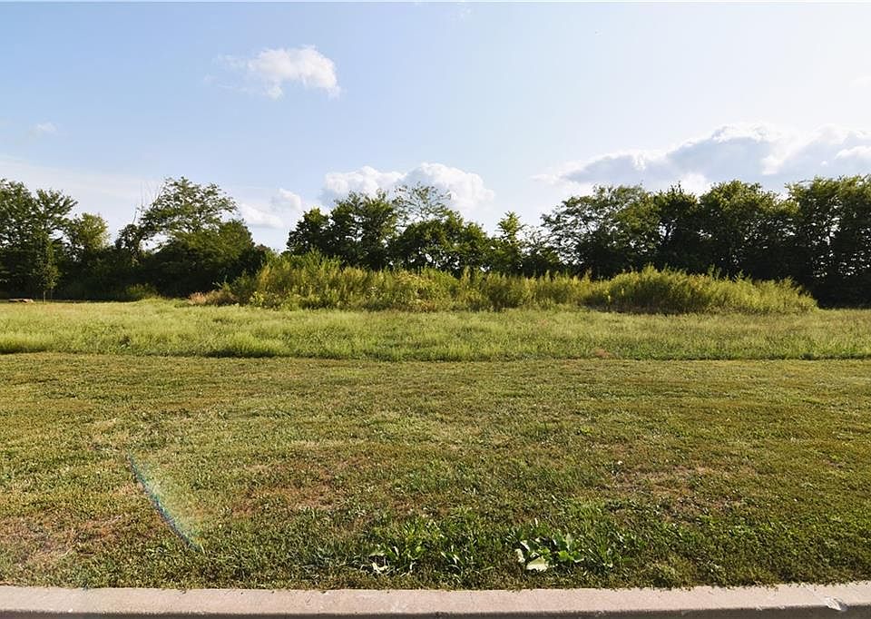 2nd image of LOT 14 Country Club Dr