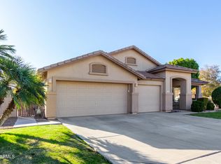 2122 S Nielson St, Gilbert, AZ 85295