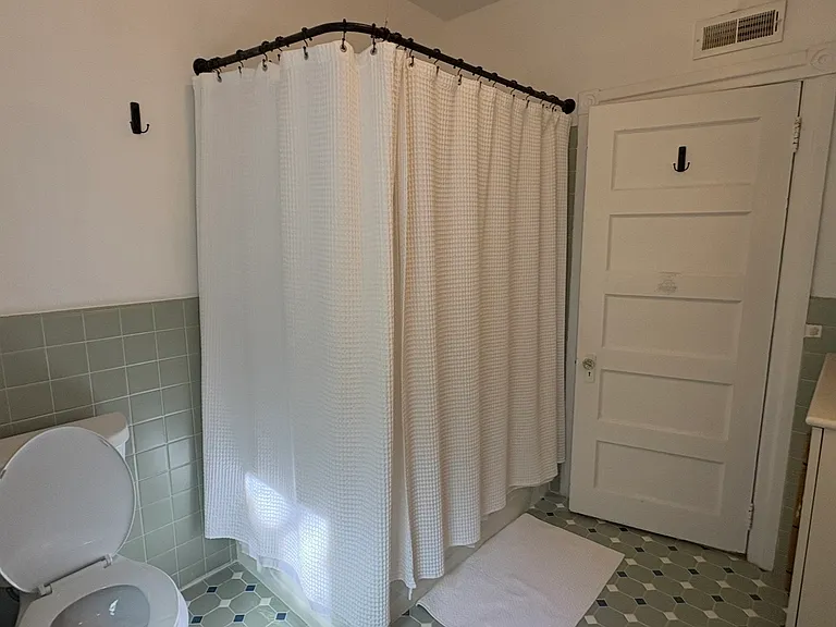 5926 Ridge Ave #2 — Photo 24
