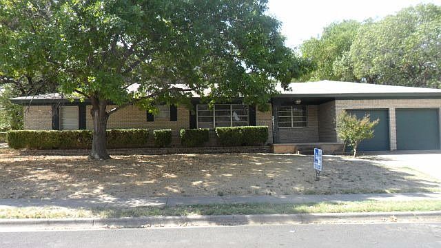 1st image of 424 Wayne Dr