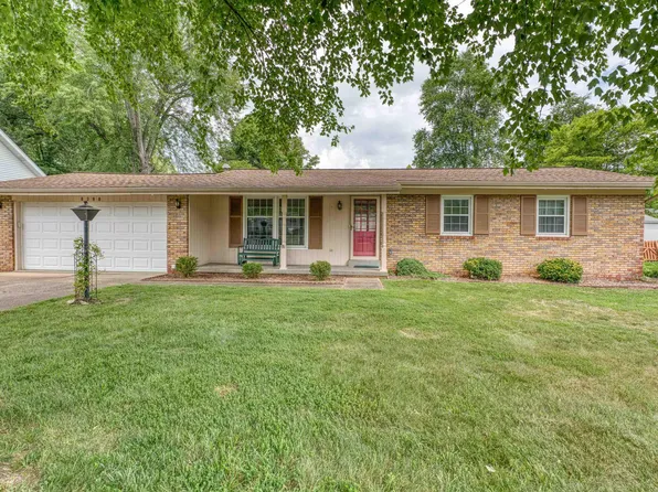 8388 Poplar Dr, Newburgh, IN 47630