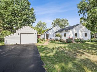 701 S Park Dr, Chesterton, IN 46304