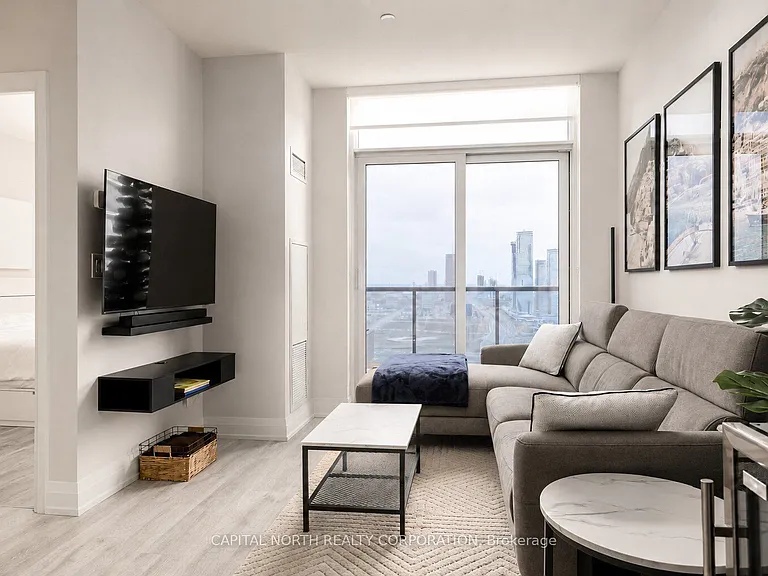 3700 Highway 7 Rd #Penthouse 10 — Photo 11