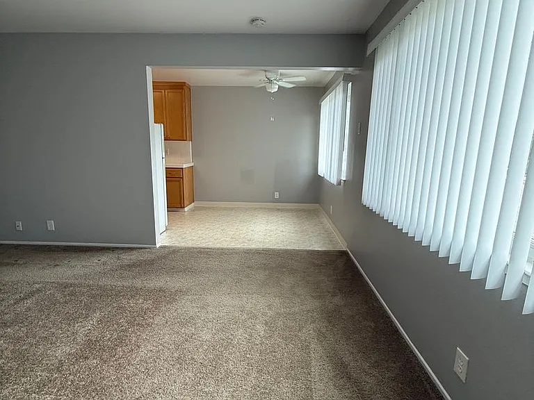 200 W Hamilton Ave — Photo 4