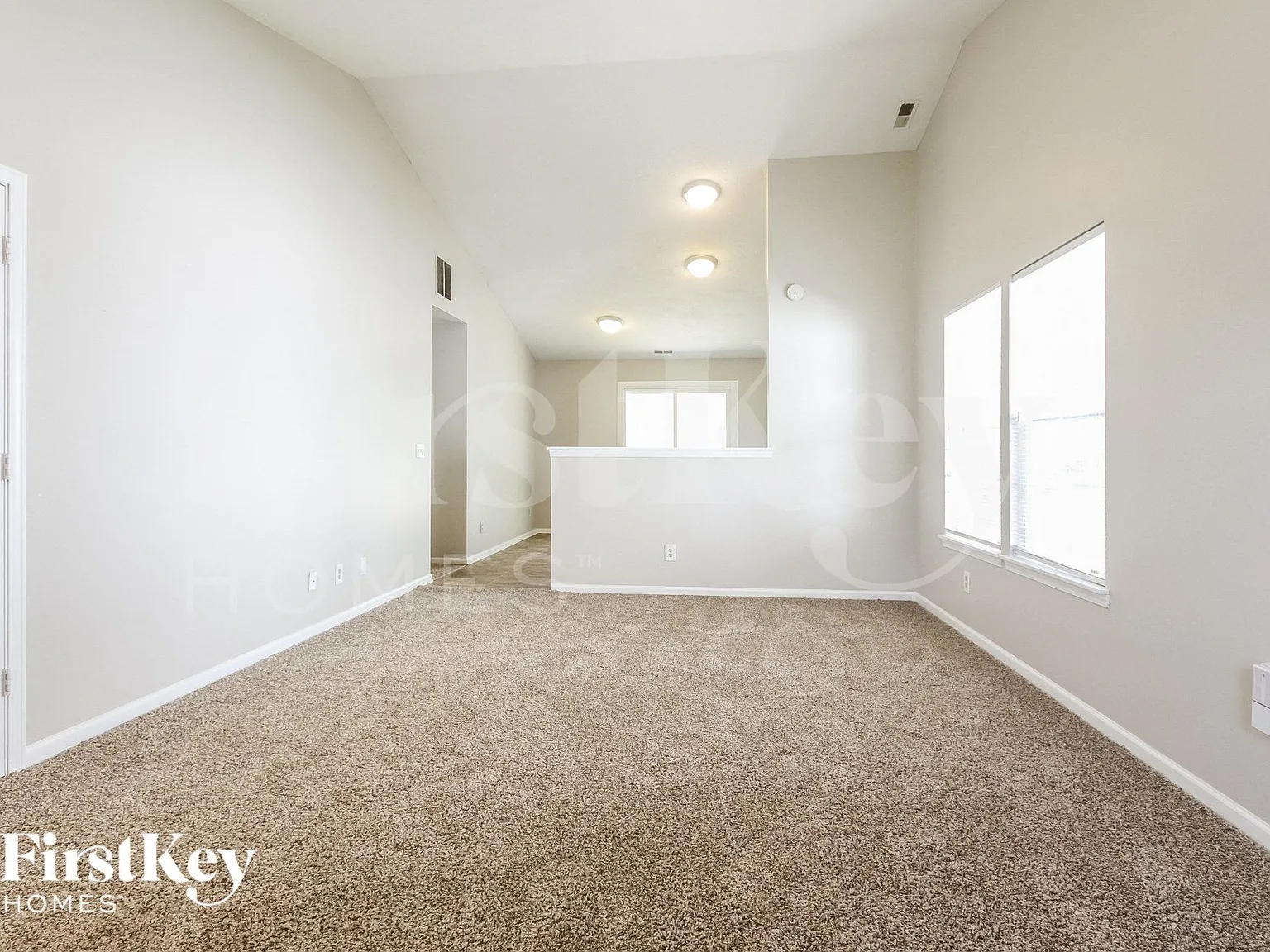 3 bed, 2.0 bath, 1100 sqft, $1,890 — Photo 2