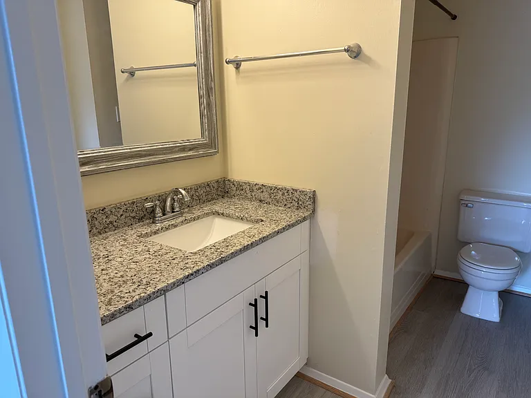 downstairs full bathroom