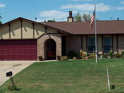 2312 W Commercial Ct, Broken Arrow, OK, 74012