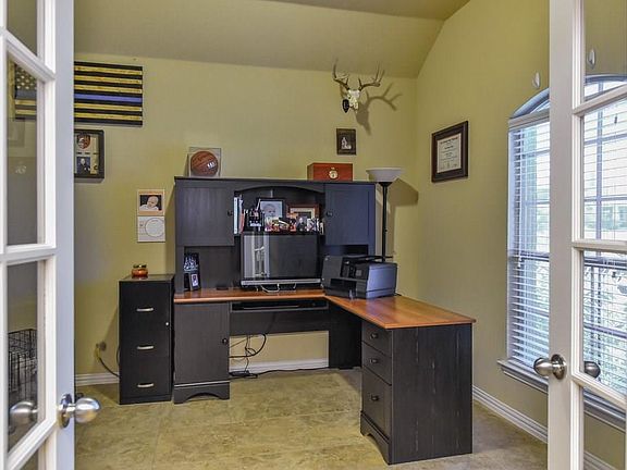 5th image of 1530 Oak Park Ln