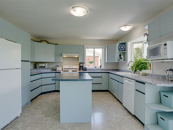 5th image of 6547 Apollo Rd