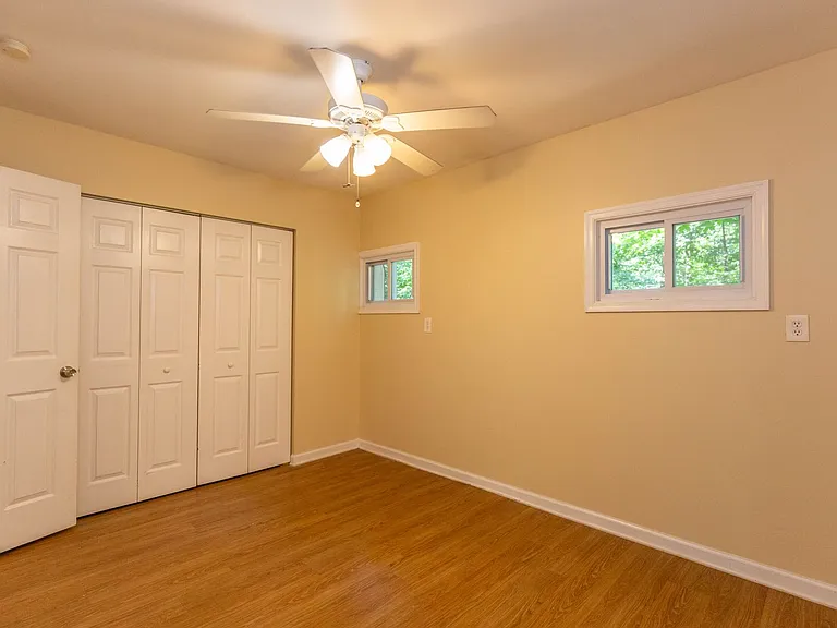 160B Greenwood Rd — Photo 14
